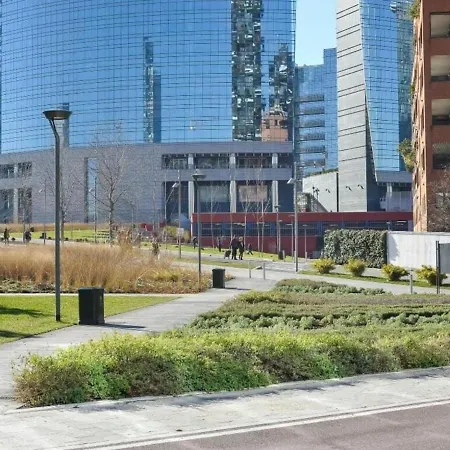 Castillia, Bosco Verticale Milano