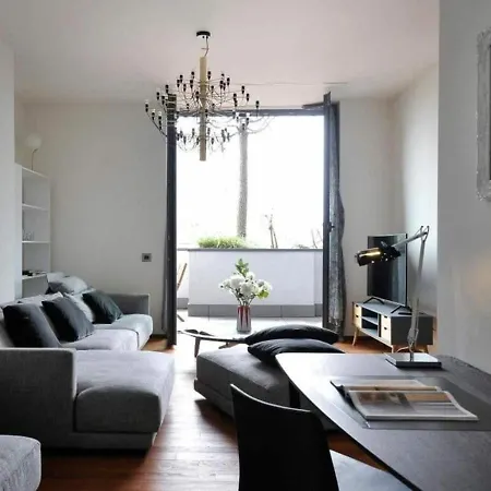 Bed & Breakfast Castillia, Bosco Verticale